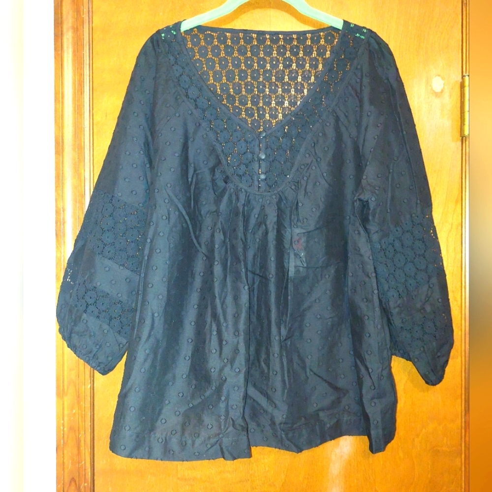 Torrid Black Lace Top, Size 0, NWT